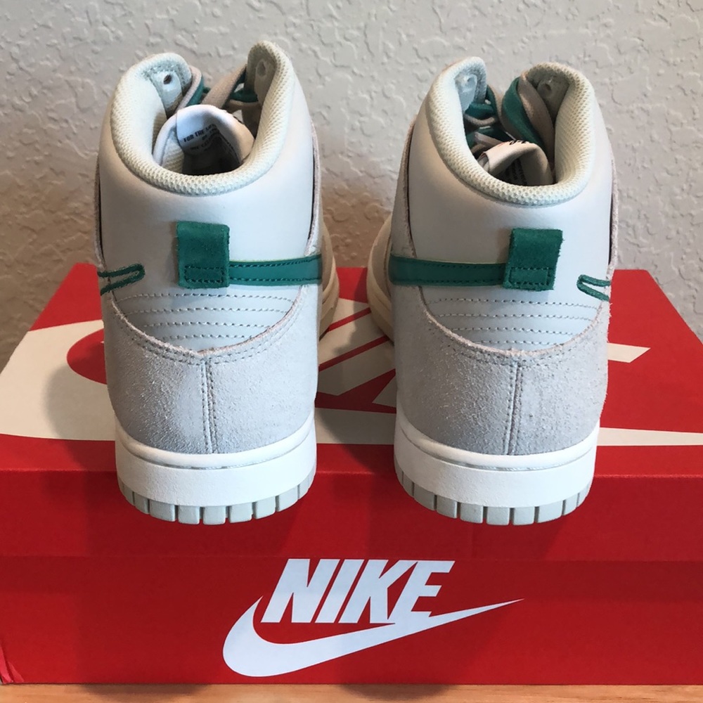 NIKE DUNK HI SE SNEAKERS - Picture 9 of 10